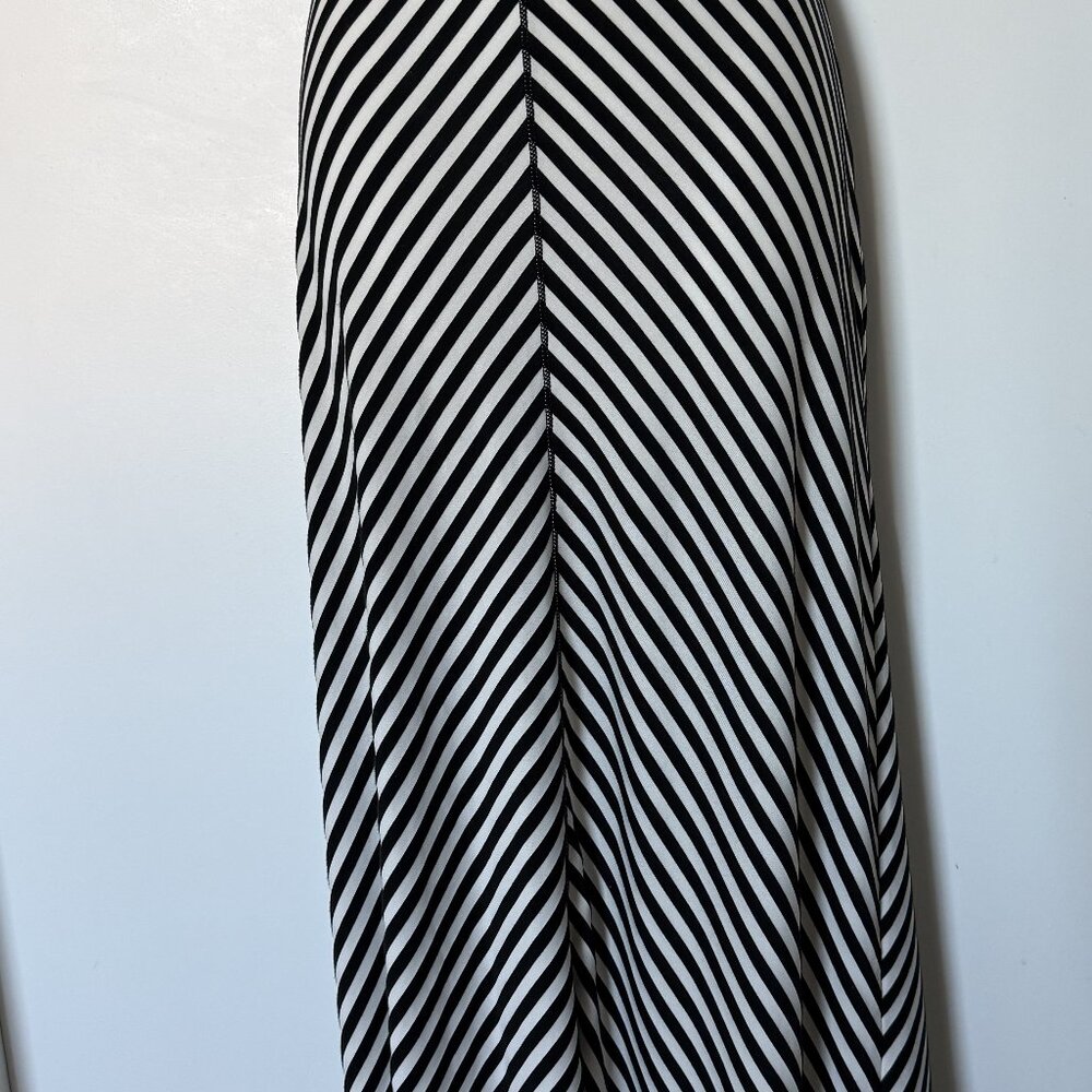 Max Studio Skirt Women's Black White Stripe Maxi Size M - Picture 1 of 10